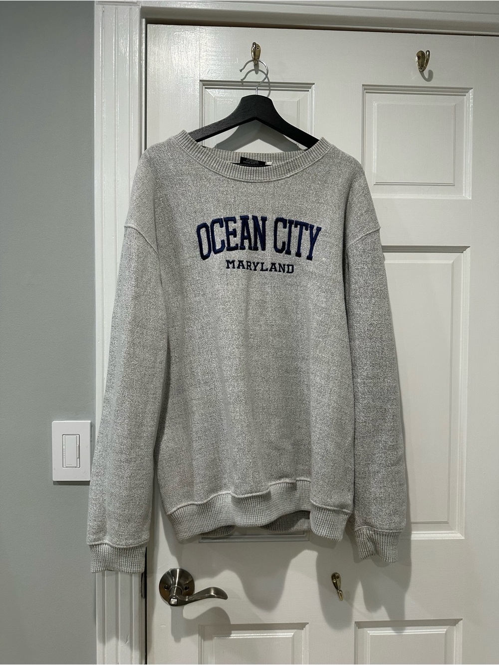 Ocean City Maryland Men's Crewneck Sweatshirt - Light Gray